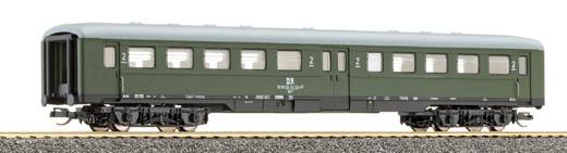 Passenger car 2nd class type E5 of VSE (Verein S?chsischer Eisenbahnfreunde)(museum car)<br /><a href='images/pictures/Tillig/13882.jpg' target='_blank'>Full size image</a>